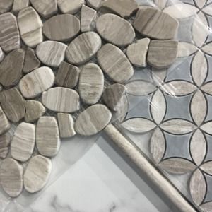 Meet your Posher, Monica